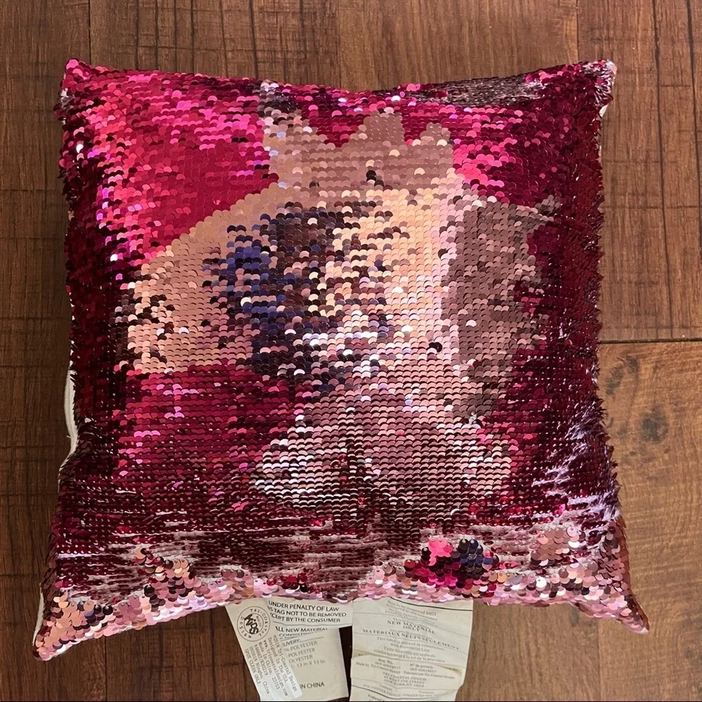 Nwot flip sequin unicorn pillow pink/dark pink/magenta/white 12”x12” square